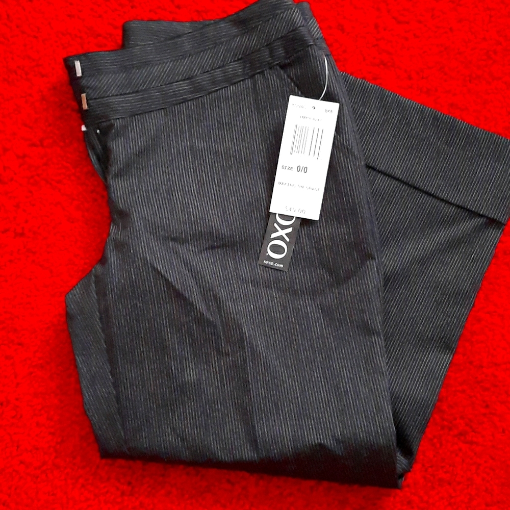 XOXO Cropped Dressed Pants NWT Size 0